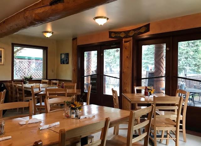 Wildflower Cafe & Mainstreet Suites